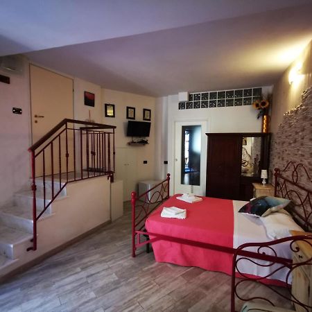 Michela Rooms Riomaggiore Exterior photo