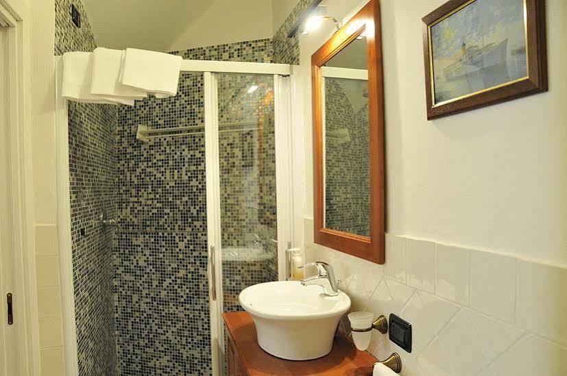 Michela Rooms Riomaggiore Exterior photo